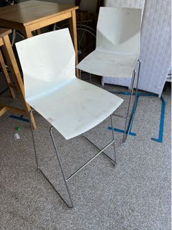 Two tall white chairs bar stools $5 each