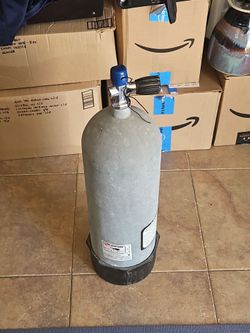 Steel Scuba Tank Cylinder with Convertible DIN/Yoke Valve & Boot