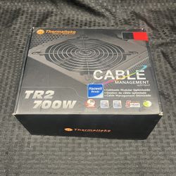 Thermaltake TR2 700W Power Supply 