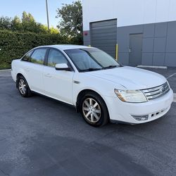 2009 Ford Taurus