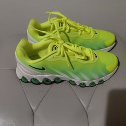 Nike Air Max Dn8