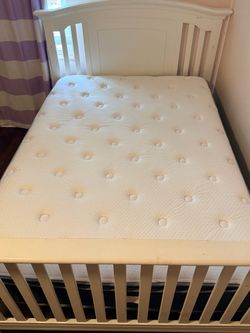Full size mattress