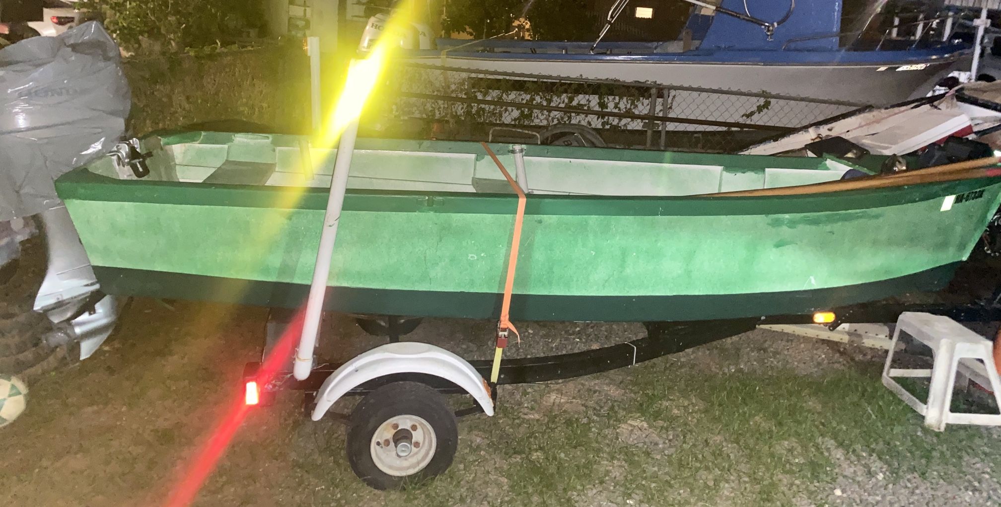 15 Ft. Fiberglass Flat Bottom Boat Honda 9.9 HP for Sale in Honolulu