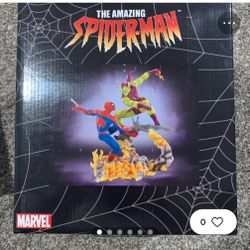 VERY RARE: The Amazing Spider-Man Statue Vs. Green Goblin.