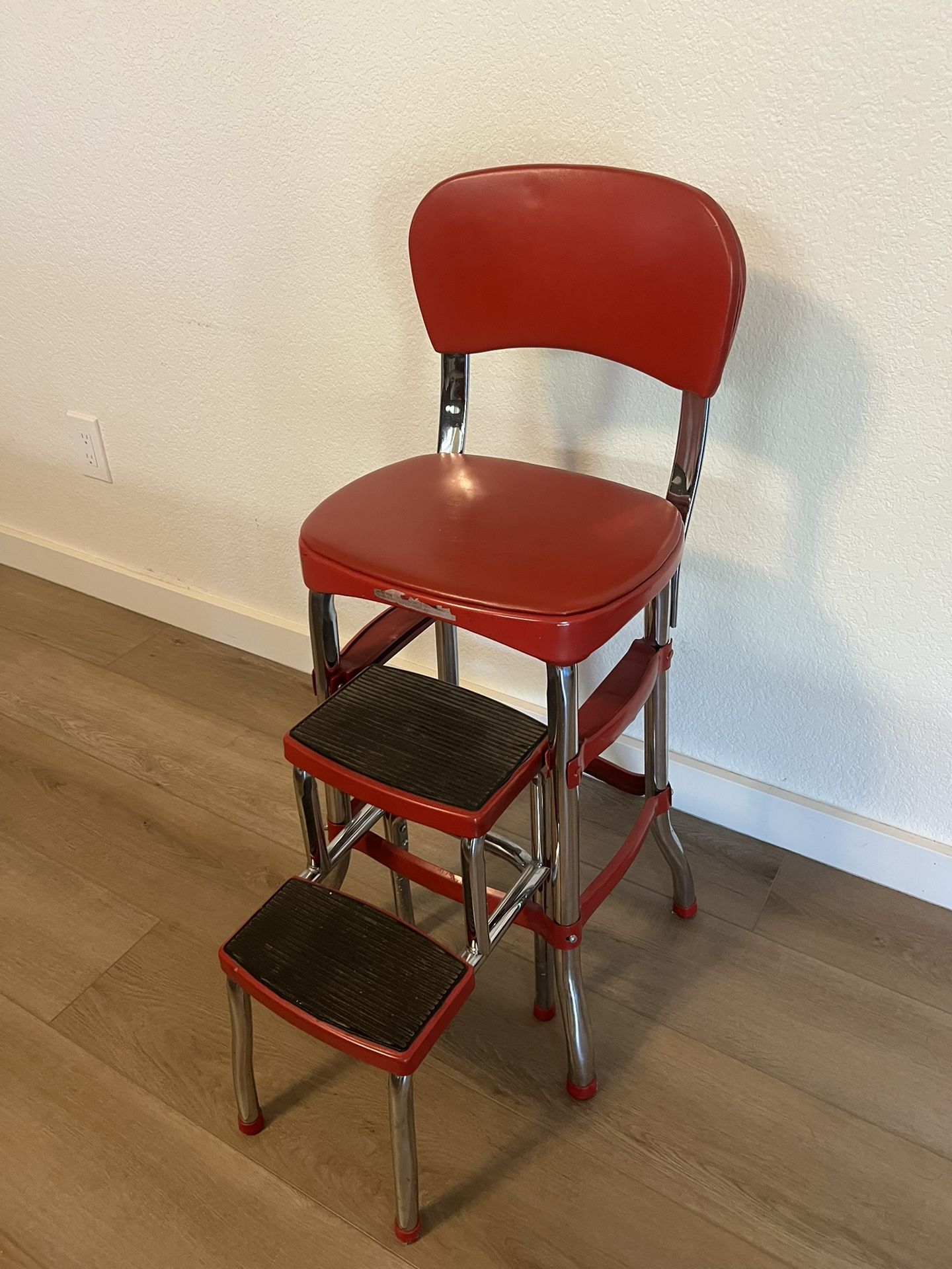 Retro Chair - Step Stool