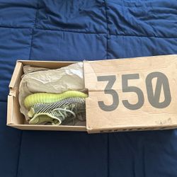 Adidas Yeezy Boost 350 V2 Yeezreel (size 4)