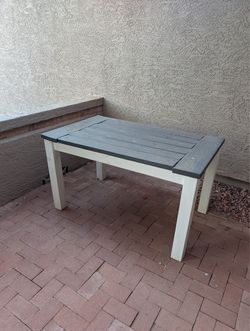Free table