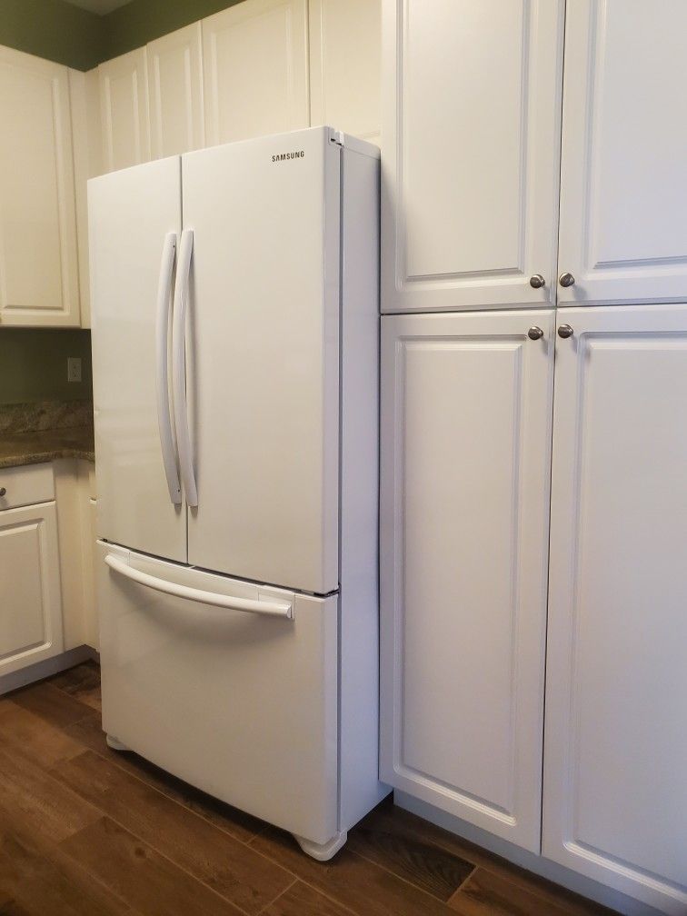 SAMSUNG FRENCH DOOR REFRIGERATOR/FREEZER