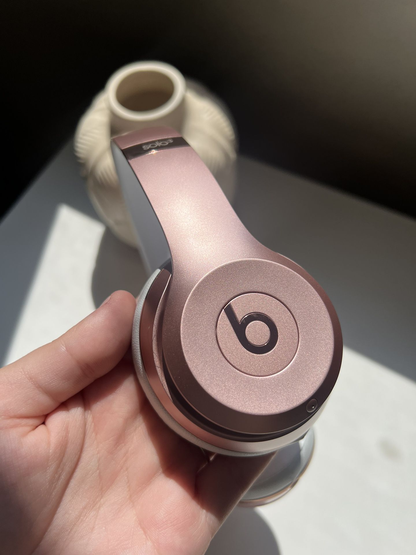 Beats by Dr. Dre Beats Solo³ Wireless in Rose Gold