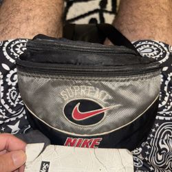 Nike supreme Bag