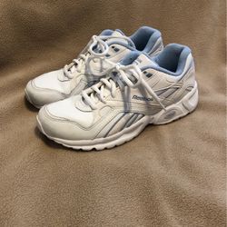 Women’s Reebok Running Shoes 7.5M