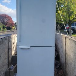 LG Single Door Bottom Freezer 20 cu. ft. ^^Works Great!^^