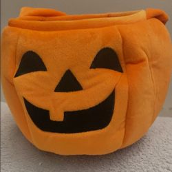 Halloween 🎃 For Candy
