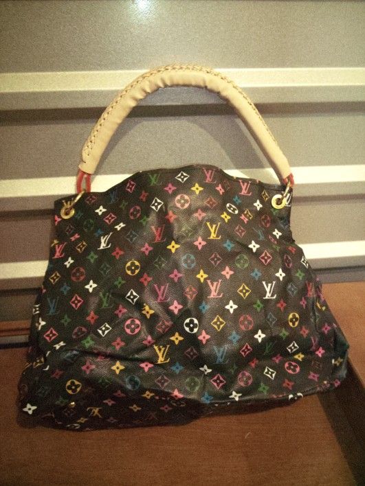 Louis Vuitton Signature Monogram Multicolor Fashion Tote W Key Clip