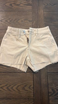 Cream denim womens shorts 26 waist