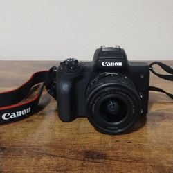 Canon EOS M50