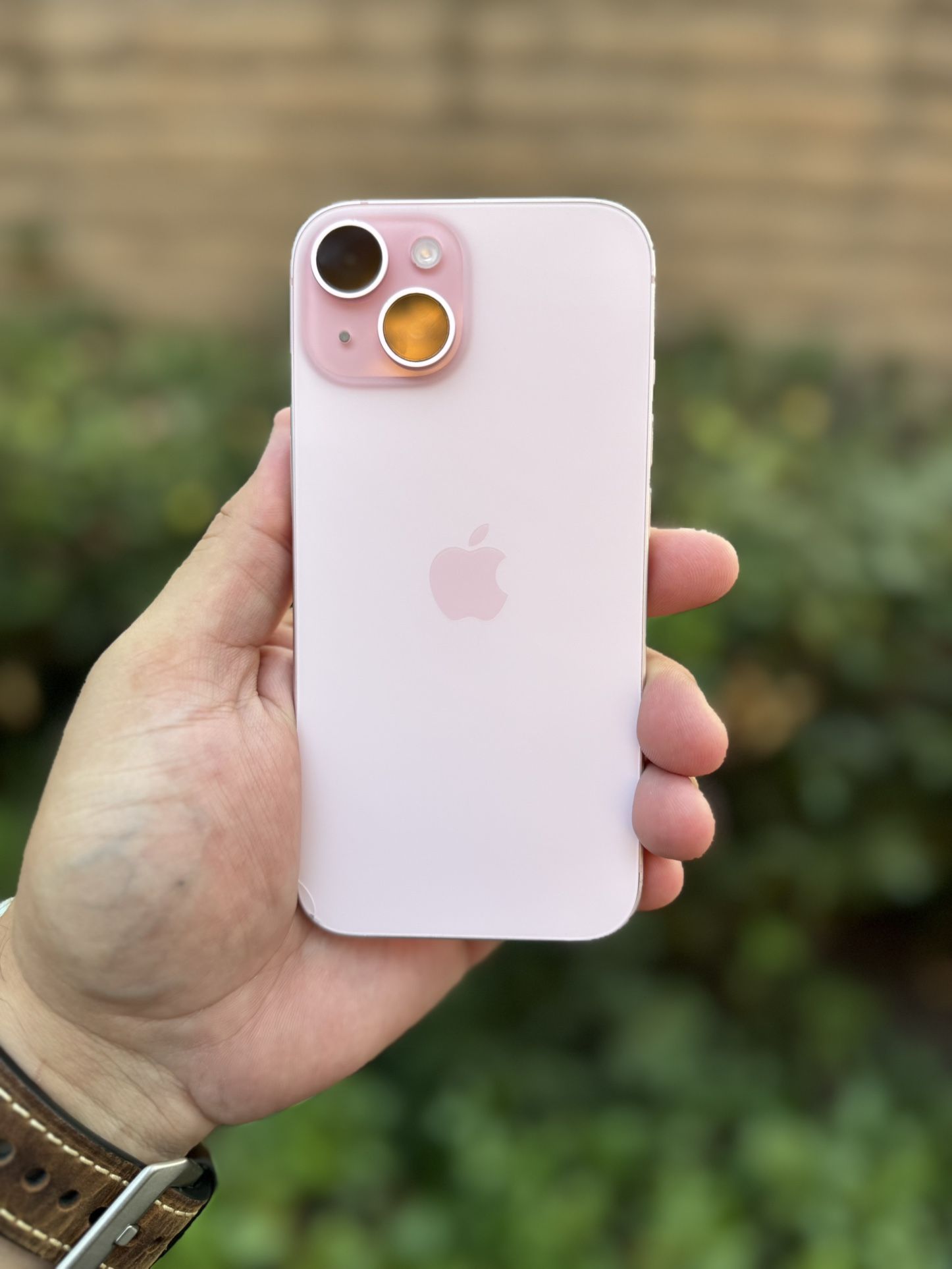 IPhone 15 128 GB Pink, LIKE NEW!! PRISTINE! UNLOCKED. Hablo Espanol.