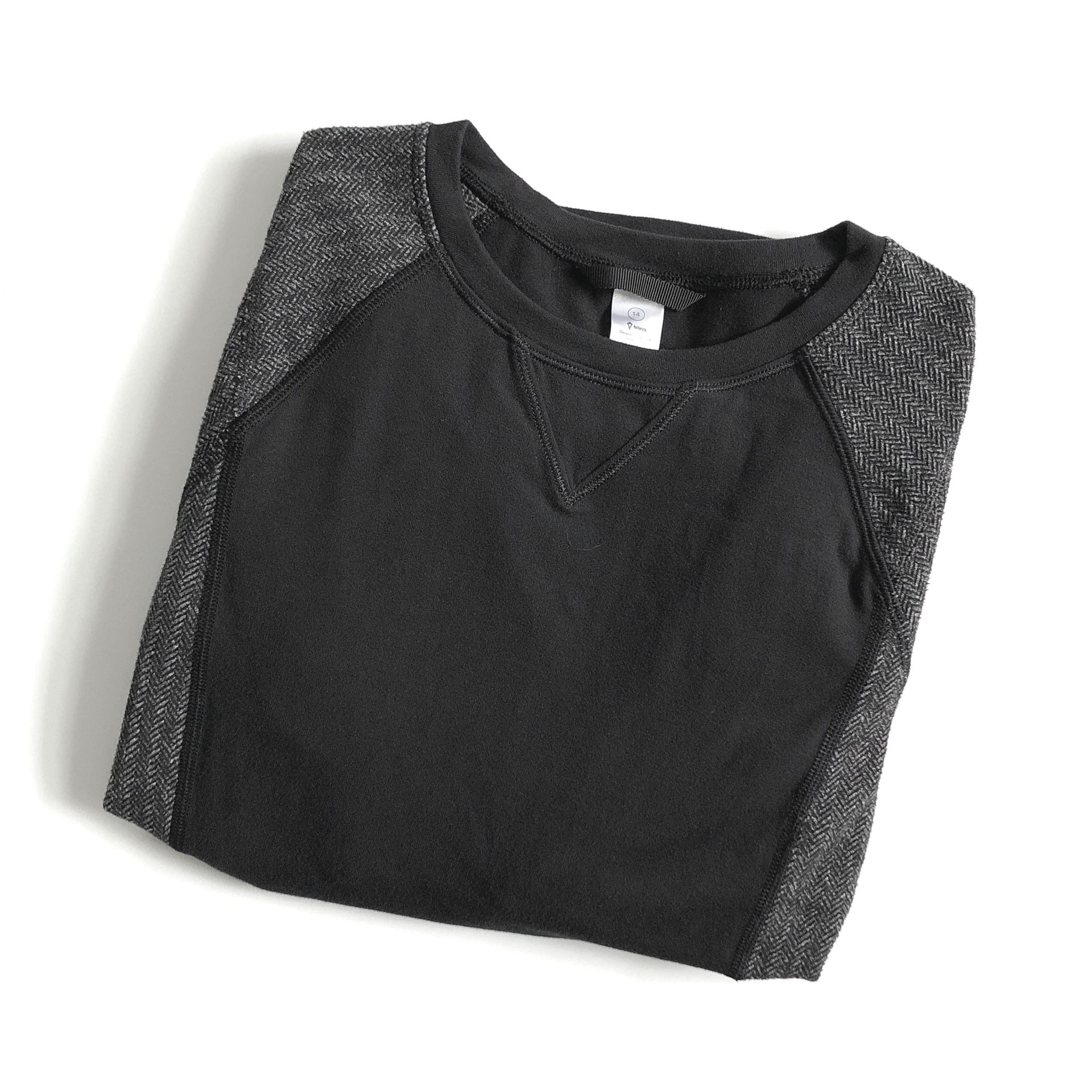 Ivivva Girl’s Long Sleeve Shirt in Heathered Black Herringbone (Girl’s 14)