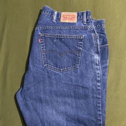 Men’s Levi Jeans 