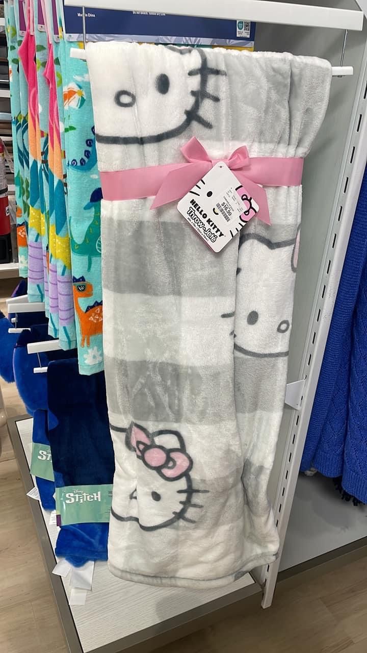 Hello Kitty Blanket 