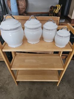 Jars with sealed tops
