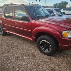 2004 Ford Explorer
