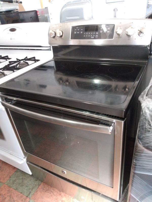 GE ADORA ELECTRIC STOVE STAINLESS STEEL for Sale in Oceanside, CA OfferUp