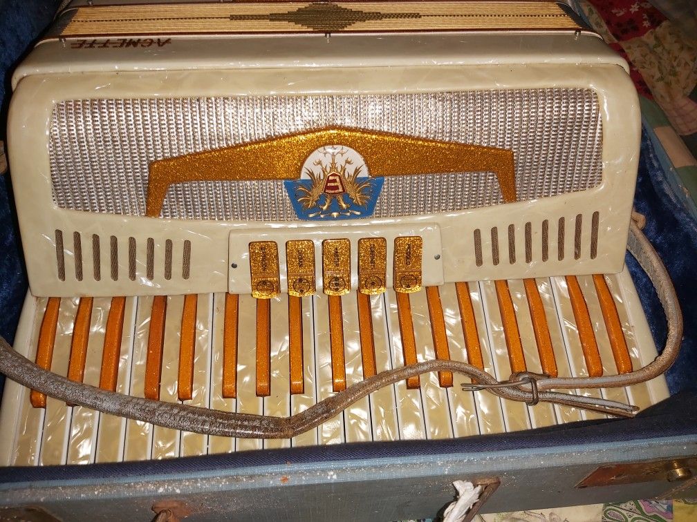 2012 Richard Sherman Card PSA 9 Contenders