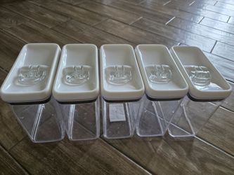 5 for $30 Better Homes & Gardens Flip-Tite Rectangular 11.1 Cup Food Storage Container