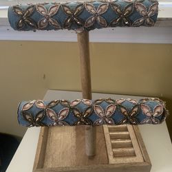 jewelry holder 