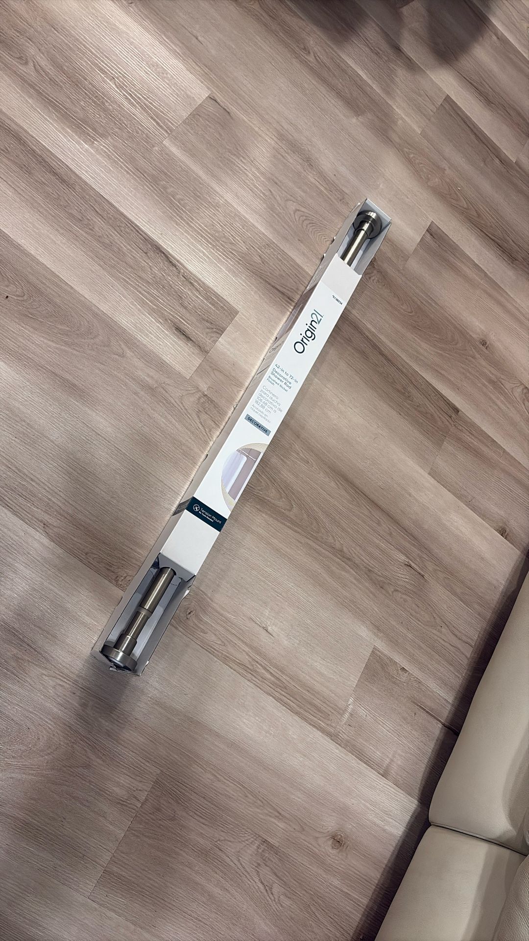 BRAND NEW SHOWER CURTAIN ROD