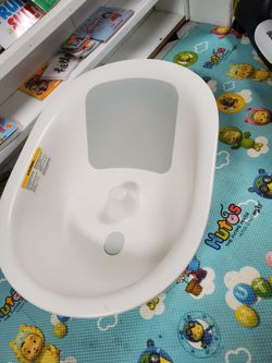 Lalo Baby Bathtub