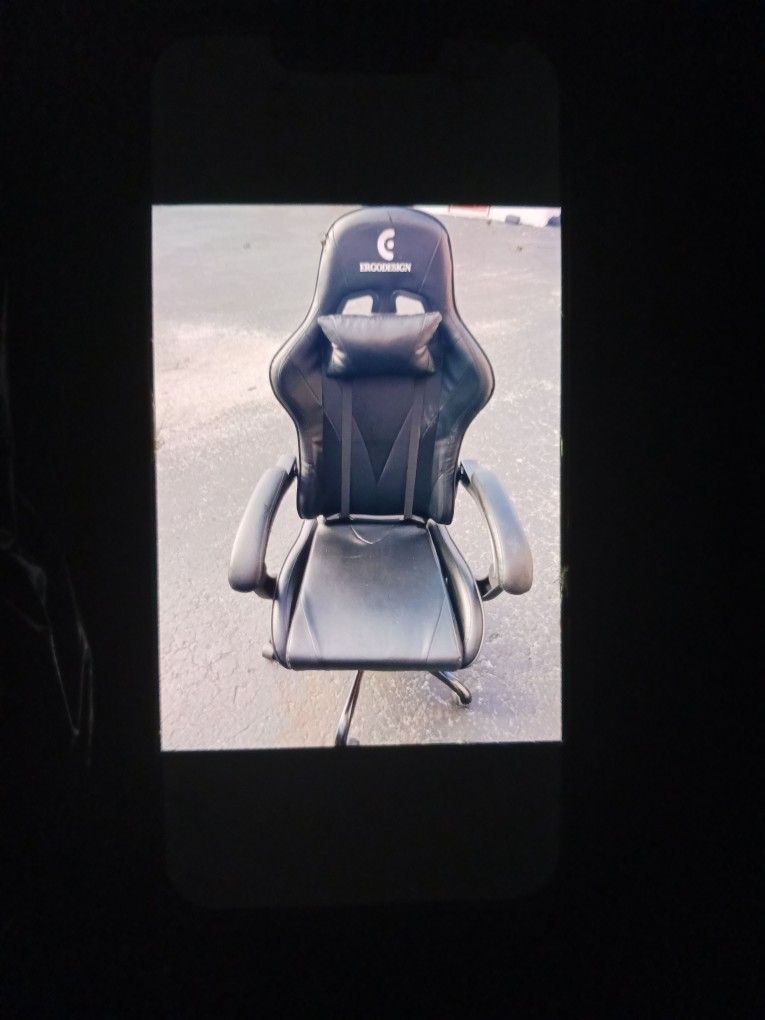 Ergo Design Gaming Chair