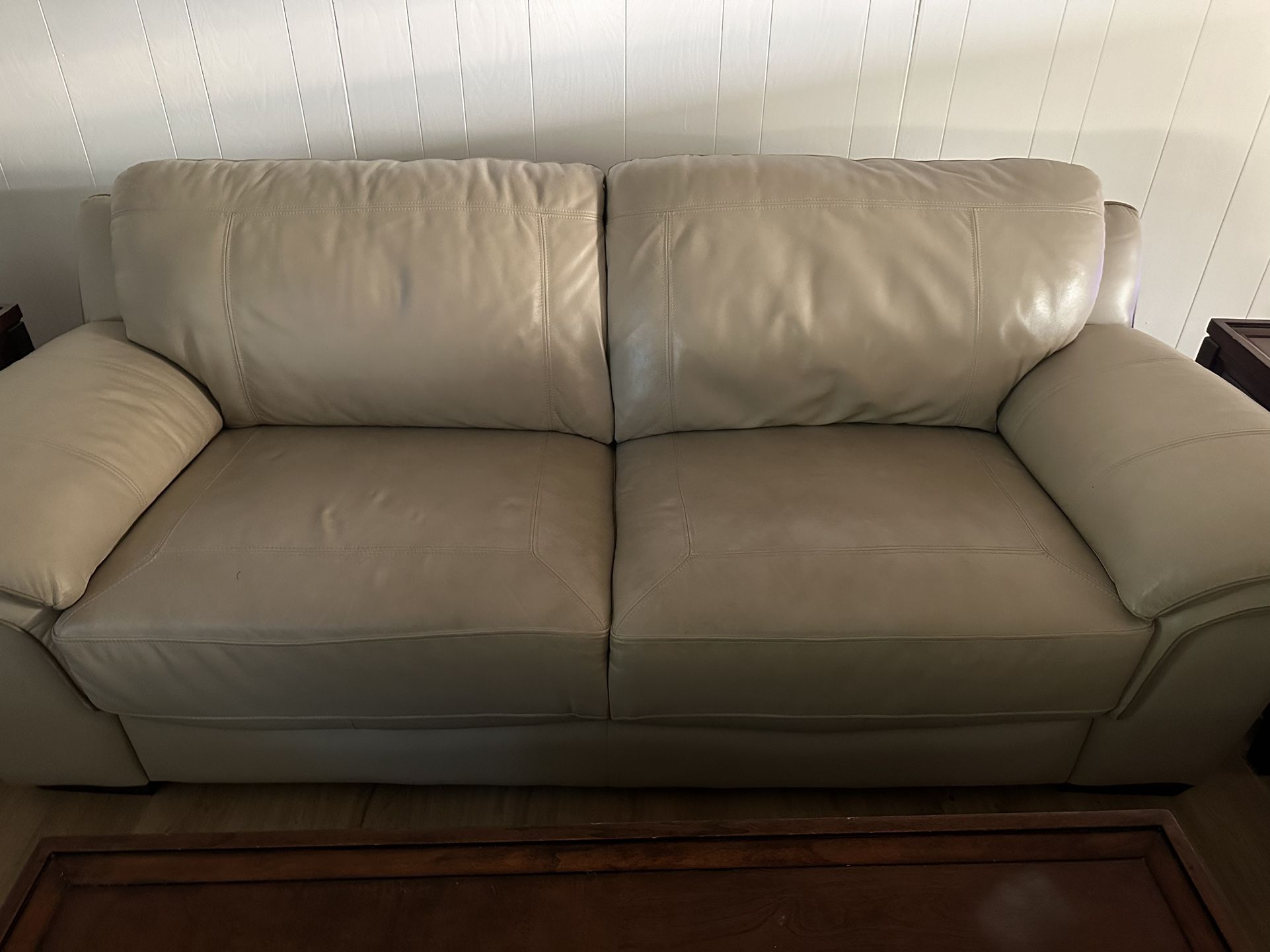 Cindy Crawford Couch Set
