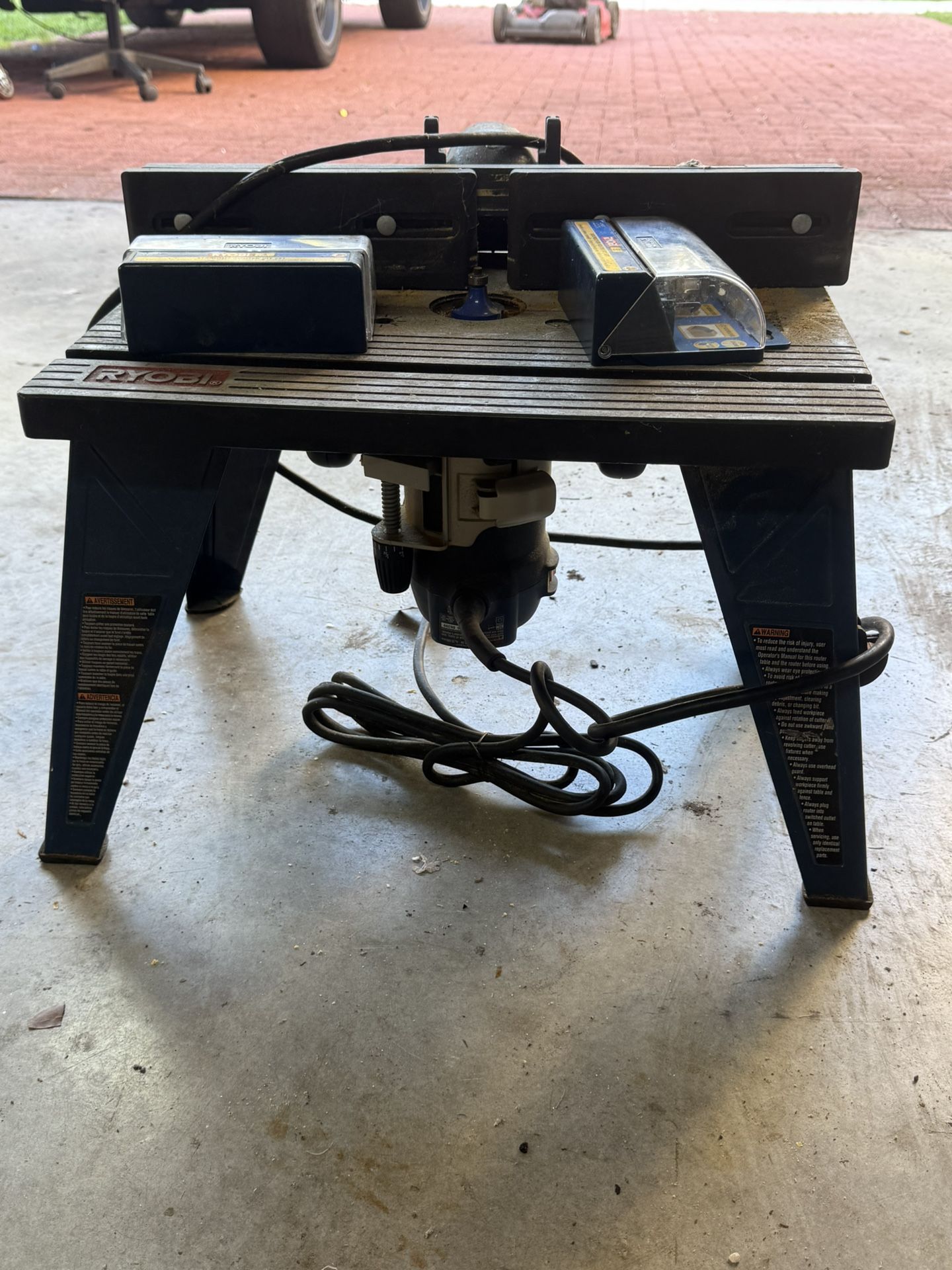 Ryobi Table Top Router With Bits