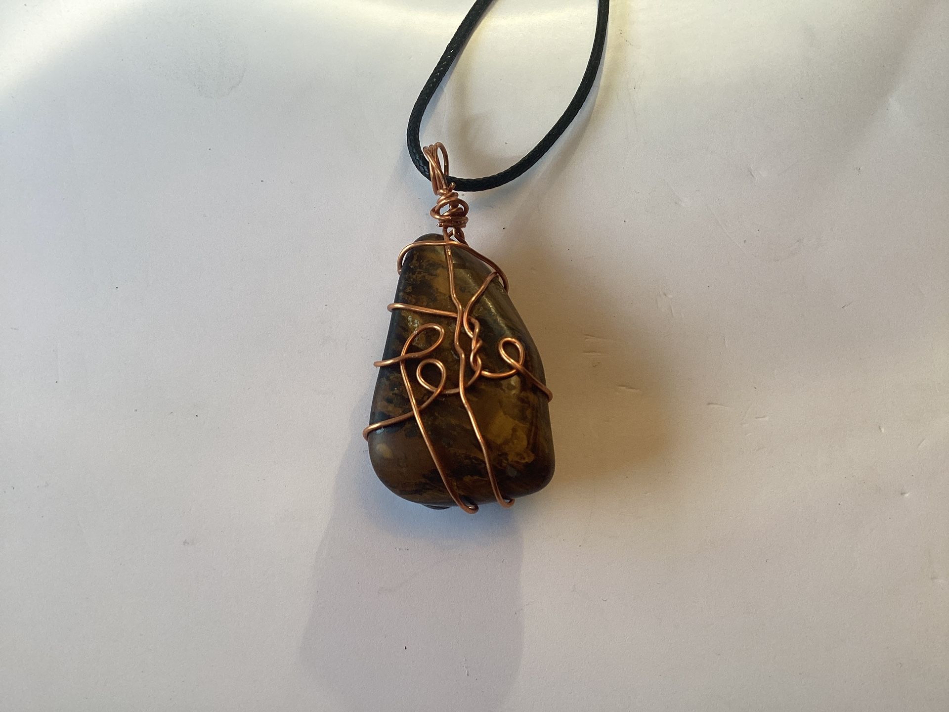NECKLACE-WIRE-WRAPPED-TIGER EYE STONE