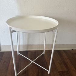 Modern IKEA White Coffee Table – Minimalist Style