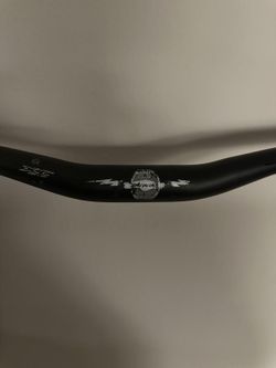 Race Face Chester Handlebar and Seatpost Combo Mountain Bike