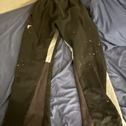 Small Flared Out Sweats 