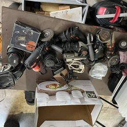 Bunch Of Electrical Tools, Drills Grinders Sanders Everything Works