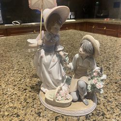 Lladro Porcelain Figurine – Boy & Girl with Parasol