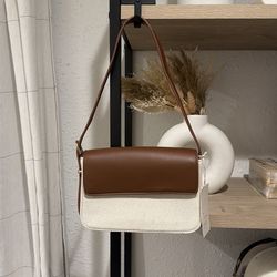 Women’s shoulder purse