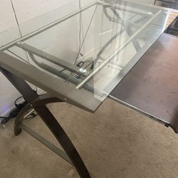 Computer Desktop With Glass