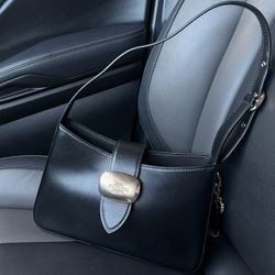 Coach Eliza CP004