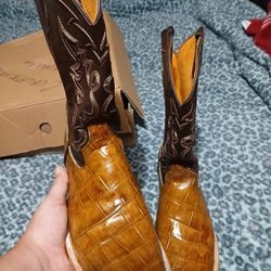 Crocodile Belly Boots Size 11