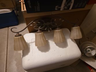 ANTIQUE BRONZE  BATHROOM   LIGHT