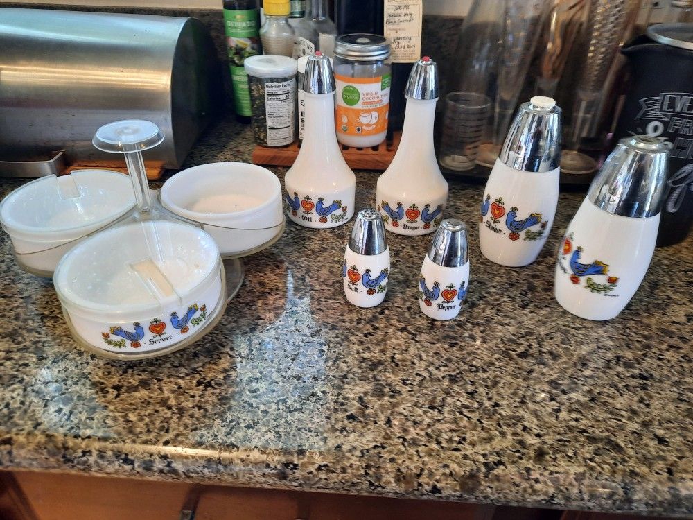 VINTAGE Country Festival/Friendship Birds By GEMCO Corningware