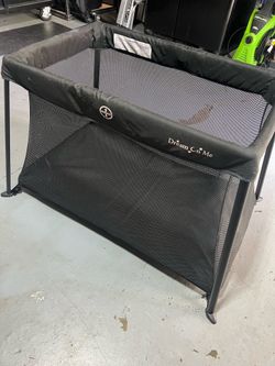 Dream on Me portable play yard