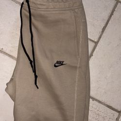 Khaki NIKE Tech Fleece Joggers