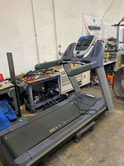 Precor 835 TRM Treadmill 